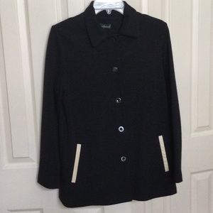 100% wool/Lana ladies lightweight jacket.